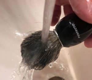 rinsing perfecto shaving brush