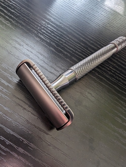 lather and wood closed comb safety razor
